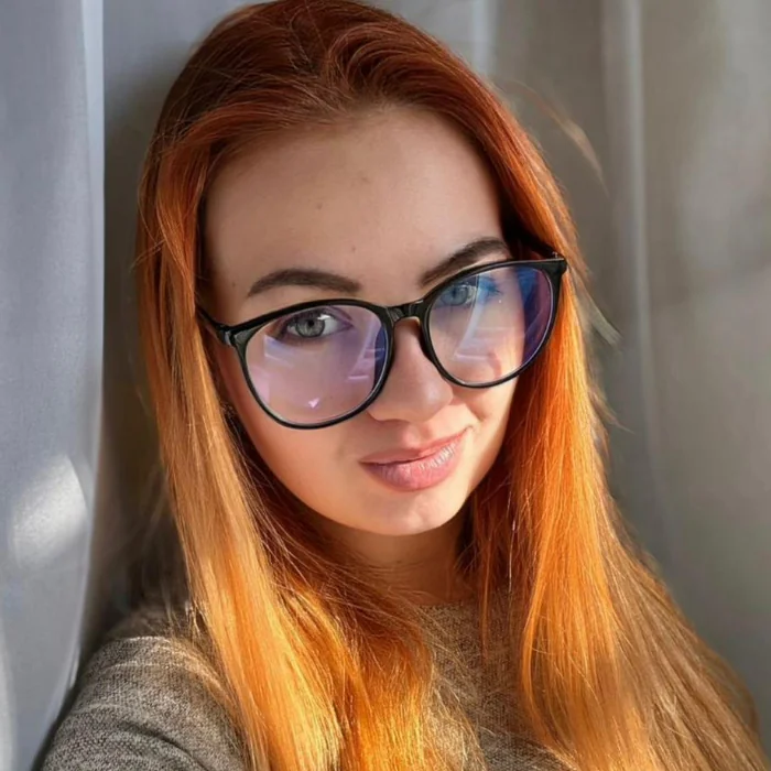 Попова Нелли Павловна