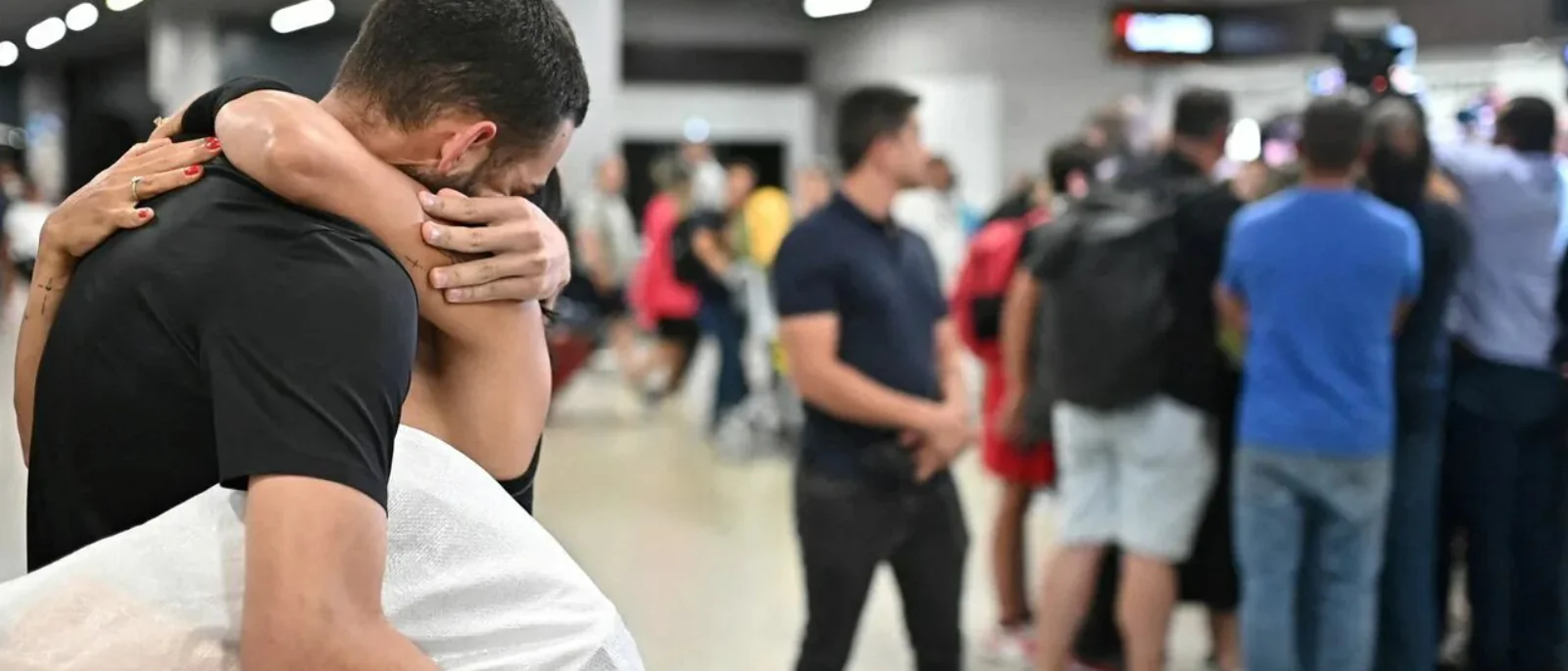 Юрист Дмитриев Алексей Владимирович объясняет: Депортация мигранта: как оспорить решение МВД