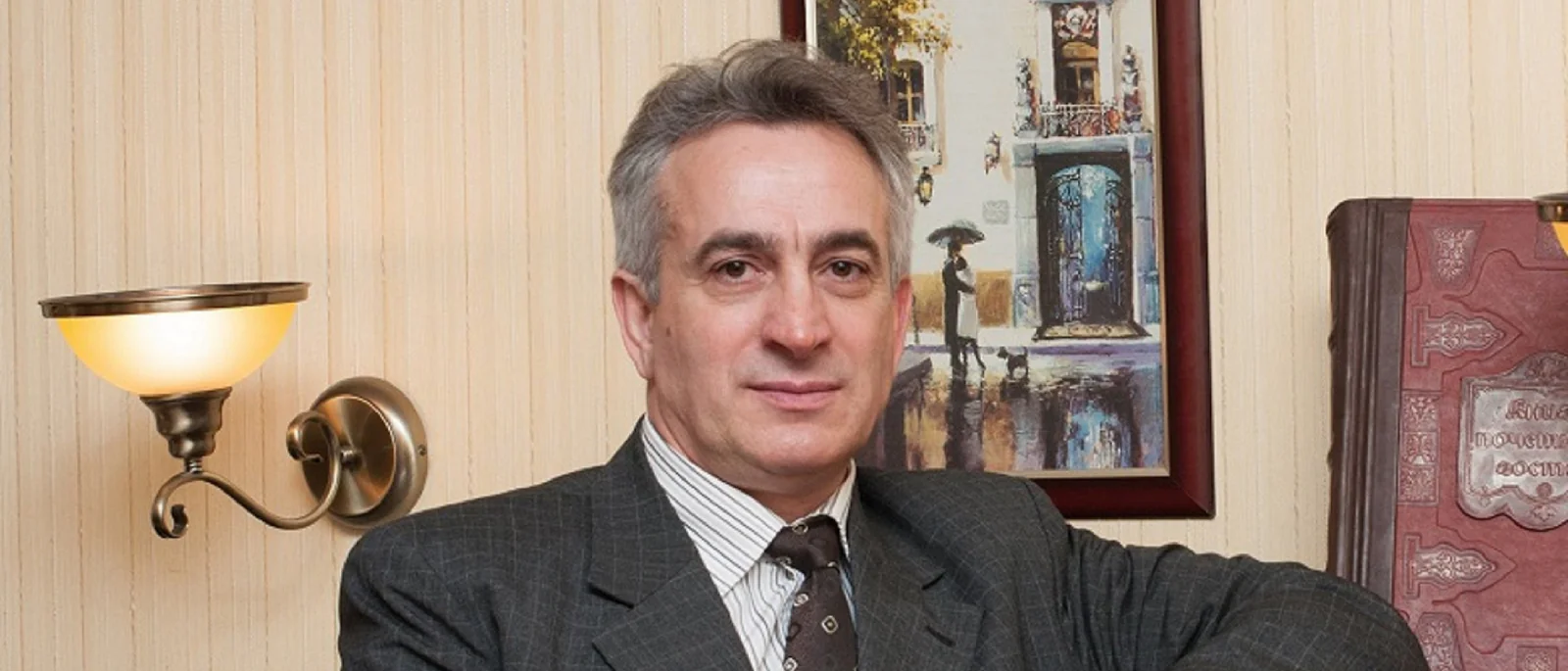 Адвокат Старостенко Анатолий Васильевич объясняет: Инструкция поведения при задержании