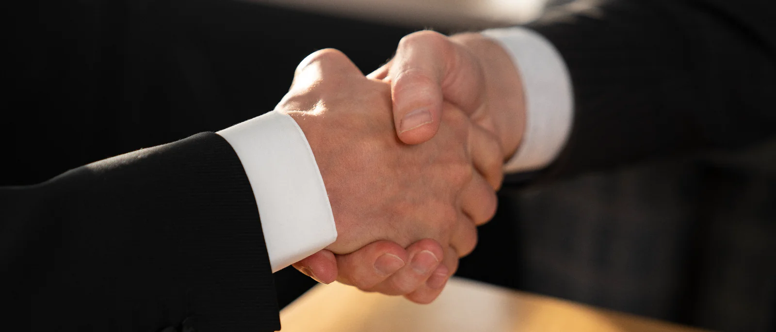 Адвокат Колодчук Владимир Владимирович объясняет: Как прекратить уголовное дело за примирением сторон