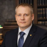 Адвокат по уголовным делам — Муханов Сергей Иванович, перейти в профиль Адвокат Муханов Сергей Иванович — уголовные дела в Казани
