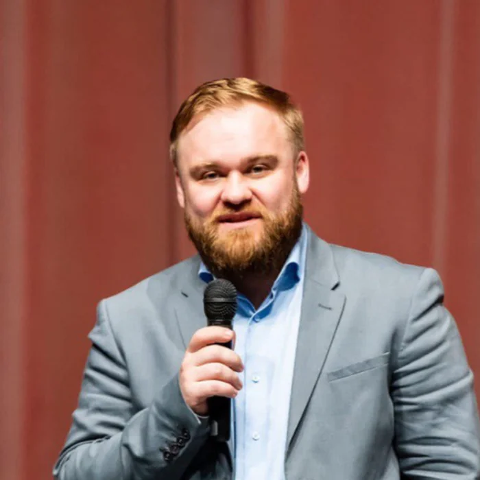 Медведев Михаил Владимирович