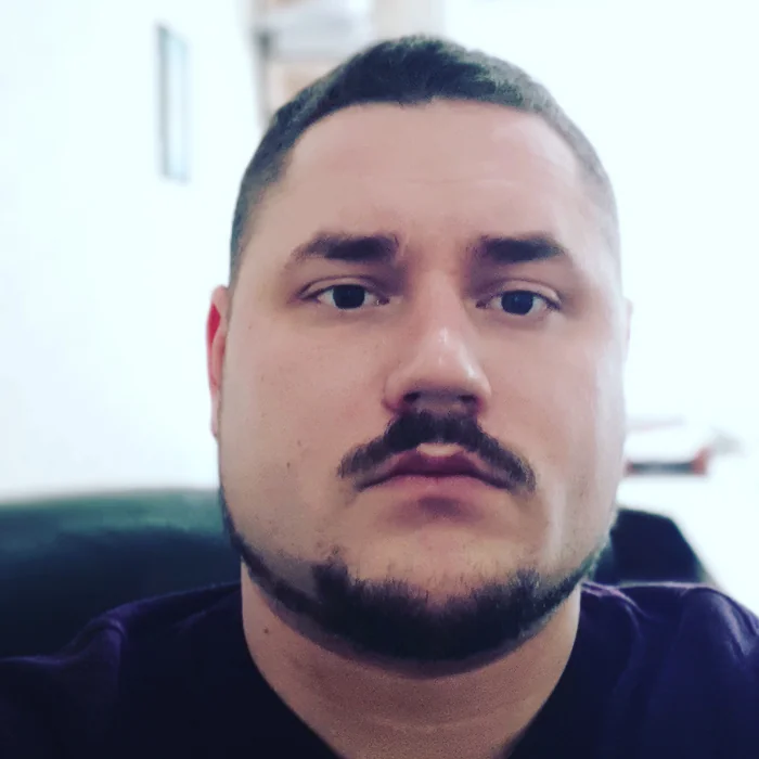 Ладошкин Юрий Олегович