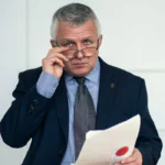 Адвокат по правонарушениям должностных лиц — Кармазиновский Альберт Георгиевич, перейти в профиль Адвокат Кармазиновский Альберт Георгиевич — правонарушения должностных лиц в Волгограде