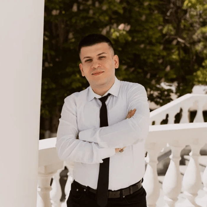 Погосян Артем Гагикович