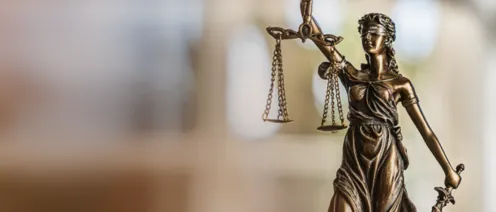 Новая статья в УК РФ: введен специальный состав за подделку официальных документов