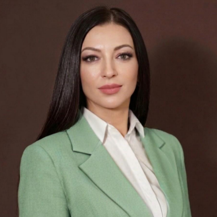 Жаркова Елена Александровна