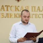 Адвокат по юридической экспертизе — Чочаков Крымсолтан Магомедович, перейти в профиль Адвокат Чочаков Крымсолтан Магомедович — юридическая экспертиза в Махачкале