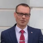 Адвокат по мошенничеству — Новиков Виталий Александрович, перейти в профиль Адвокат Новиков Виталий Александрович — мошенничество в Санкт-Петербурге